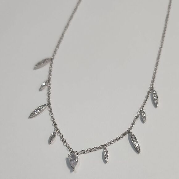 Bomb Party Necklace - Picture 1 of 3